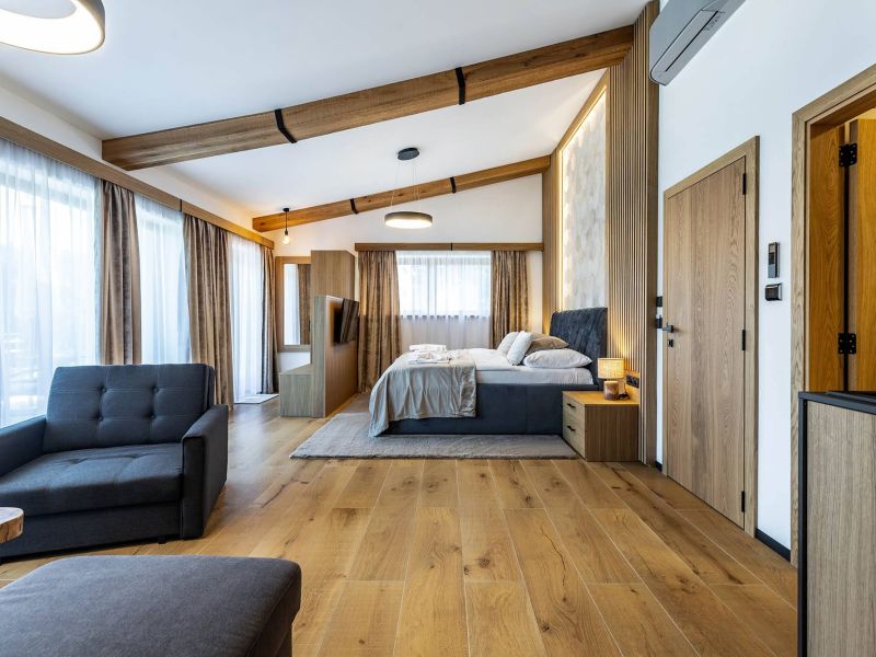 Recenze Ascot Design